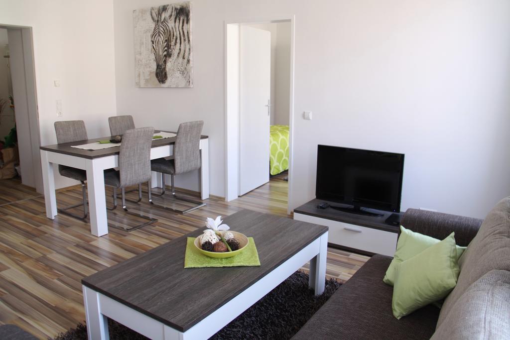 Apartment Huglgasse Viena Exterior foto